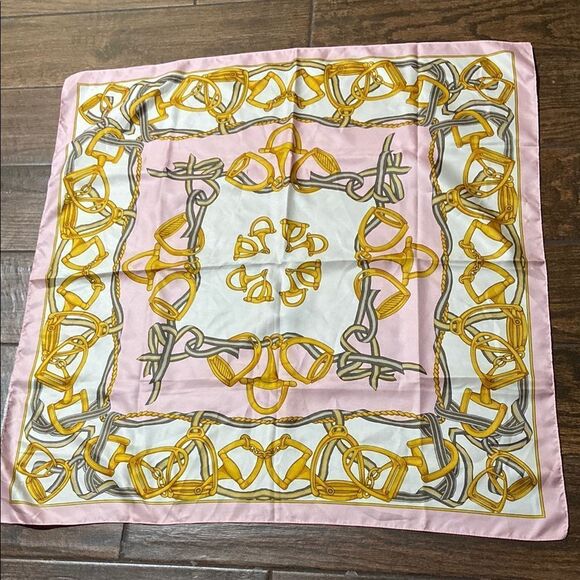 ART OF THE SCARF TM Tie Rack Pink and Gold Patterned Scarf Vintage